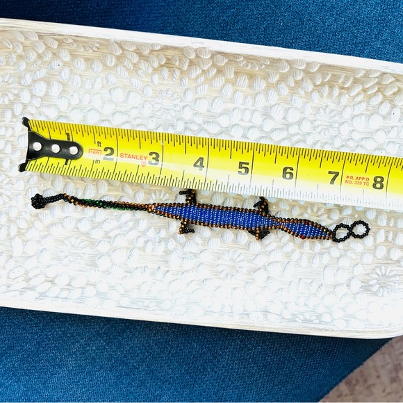 NWOT Lizard Beaded Bracelet - Picture 3 of 3